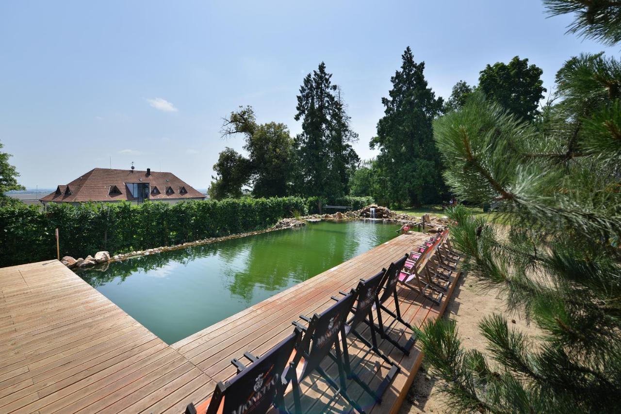 Chateau Loucen Garden Retreat מראה חיצוני תמונה