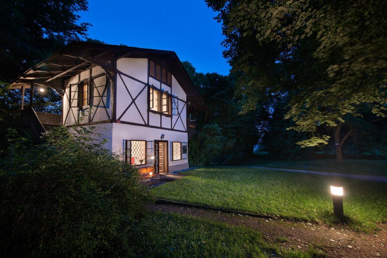 Chateau Loucen Garden Retreat מראה חיצוני תמונה