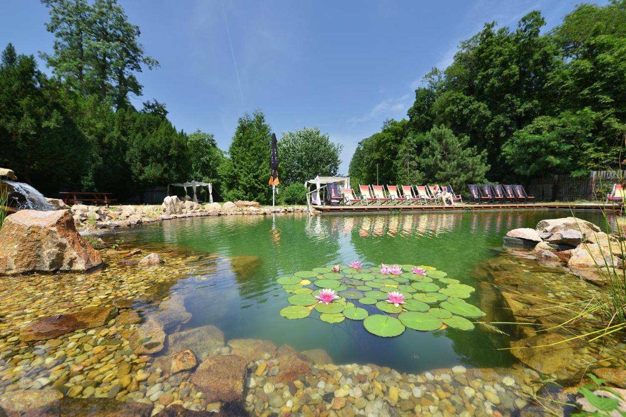 Chateau Loucen Garden Retreat מראה חיצוני תמונה