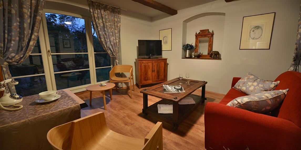 Chateau Loucen Garden Retreat מראה חיצוני תמונה